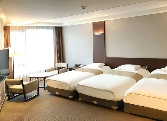 Deluxe Üç Kişilik Oda