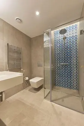Stüdyo (M)