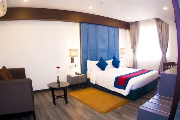Deluxe Tek Büyük veya İki Ayrı Yataklı Oda, 1 Çift Kişilik veya 2 Tek Kişilik Yatak, Şehir Manzaralı