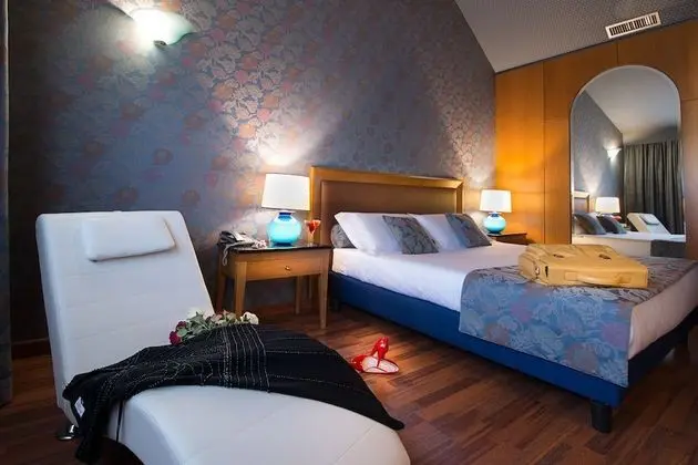 Deluxe Tek Büyük Yataklı Oda, 1 Büyük (Queen) Boy Yatak