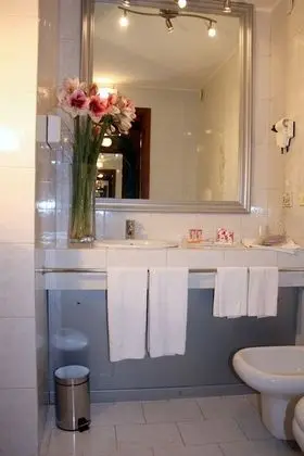 Economy Tek Büyük Yataklı Oda, 1 Büyük (Queen) Boy Yatak