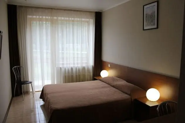 Comfort Tek Büyük veya İki Ayrı Yataklı Oda