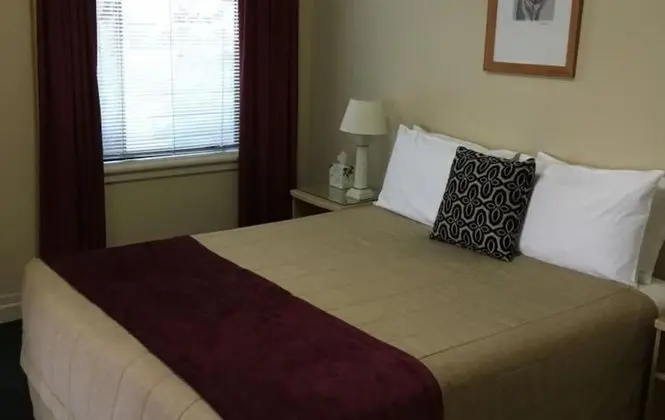 One Bedroom Spa