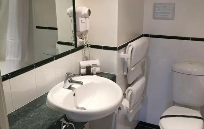 One Bedroom Spa