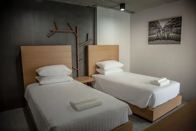 Standard Twin Room