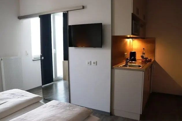 Tek Büyük veya İki Ayrı Yataklı Oda