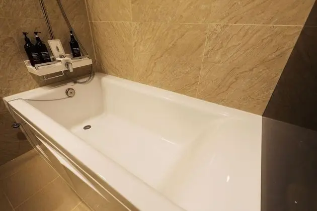 Premium Oda, 1 Büyük (Queen) Boy Yatak, Sigara İçilebilir