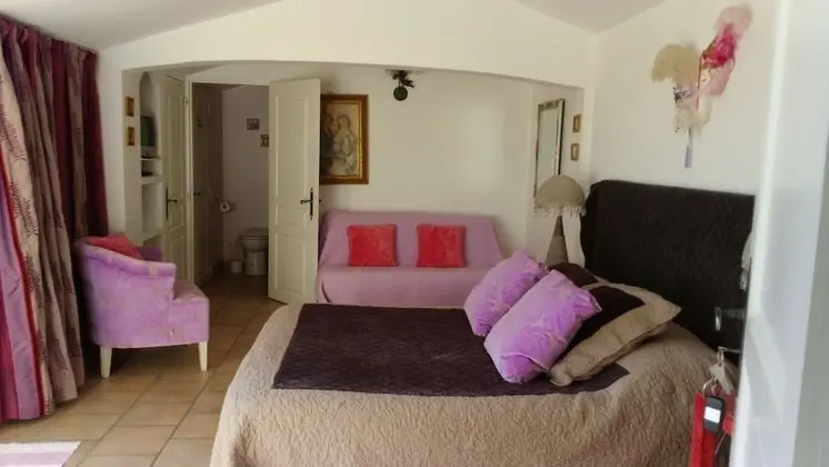 Family Oda, Sigara İçilmez