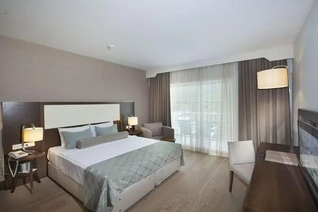 Standart Oda, Bahçe Manzaralı, Balkonlu