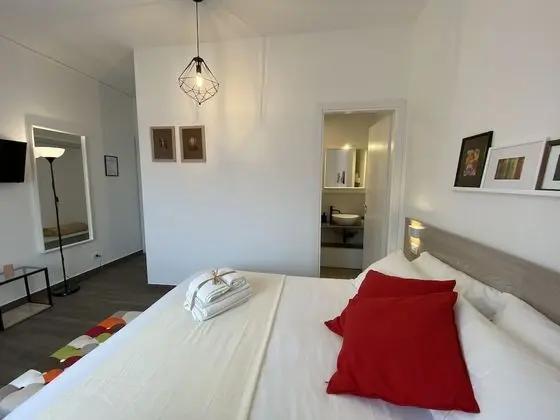 Economy Tek Büyük Yataklı Oda