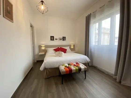 Economy Tek Büyük Yataklı Oda