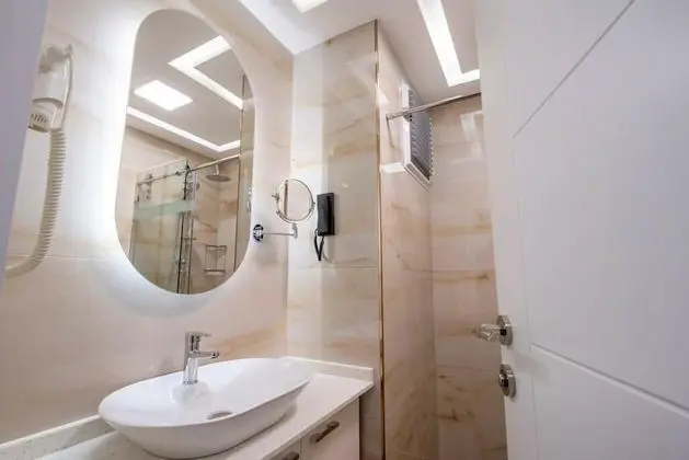 Superior Tek Büyük Yataklı Oda, 1 Büyük (Queen) Boy Yatak, Şehir Manzaralı