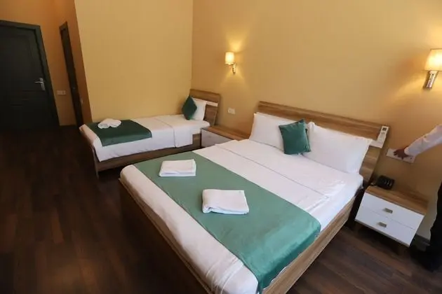 Deluxe Üç Kişilik Oda