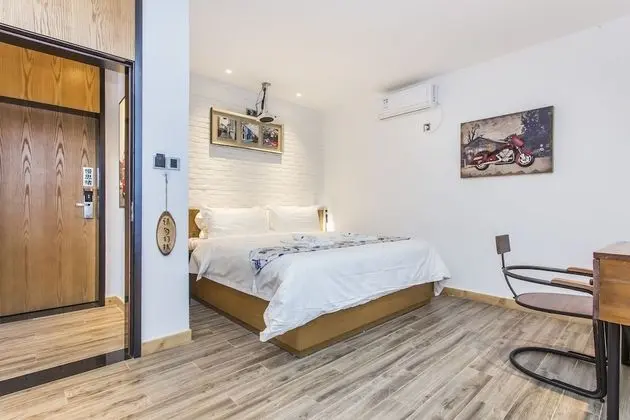 Deluxe Tek Büyük Yataklı Oda