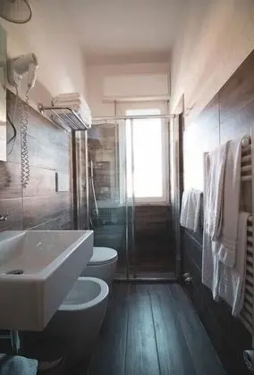 Dört Kişilik Oda, Balkon