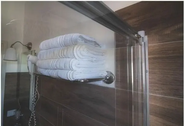 Üç Kişilik Oda, Balkon