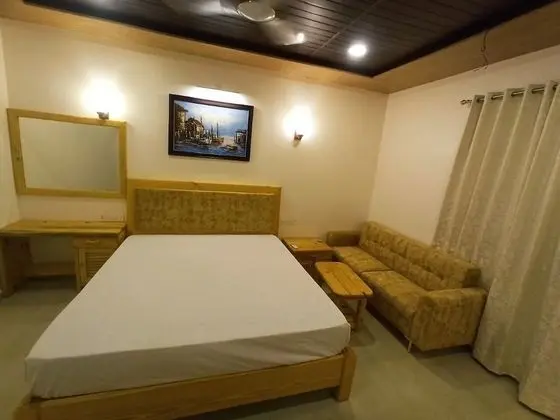 Super Deluxe Room