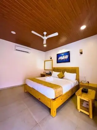 Super Deluxe Room