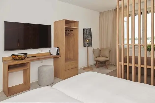 Comfort Tek Büyük Yataklı Oda