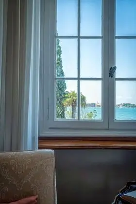 Standard Tek Büyük Yataklı Oda, Lagün Manzaralı