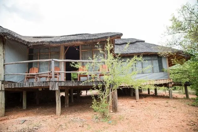 Family Oda, Bahçe Manzaralı