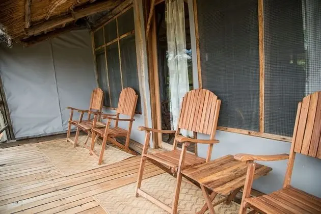 Family Oda, Bahçe Manzaralı