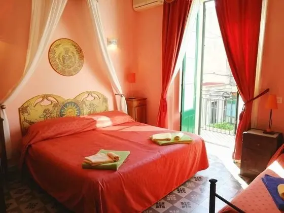 Tek Büyük Yataklı Oda