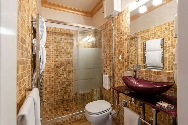 Tek Büyük Yataklı Oda, Şehir Manzaralı