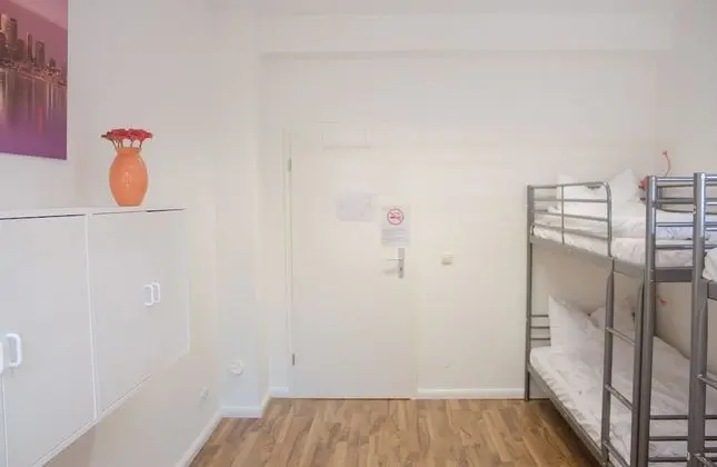 Ortak Ranzalı Oda, Karma Ranzalı Oda, Ortak Banyo (1 bed in a 4-bed dormitory)