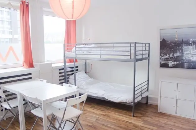 Ortak Ranzalı Oda, Karma Ranzalı Oda, Ortak Banyo (1 bed in a 8-bed dormitory)