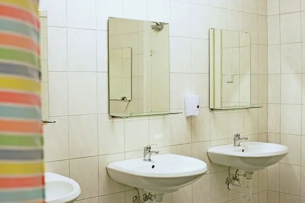Ortak Ranzalı Oda, Karma Ranzalı Oda, Ortak Banyo (1 bed in a 8-bed dormitory)