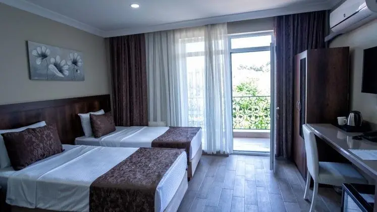 Twin, Şehir Manzaralı, Balkonlu