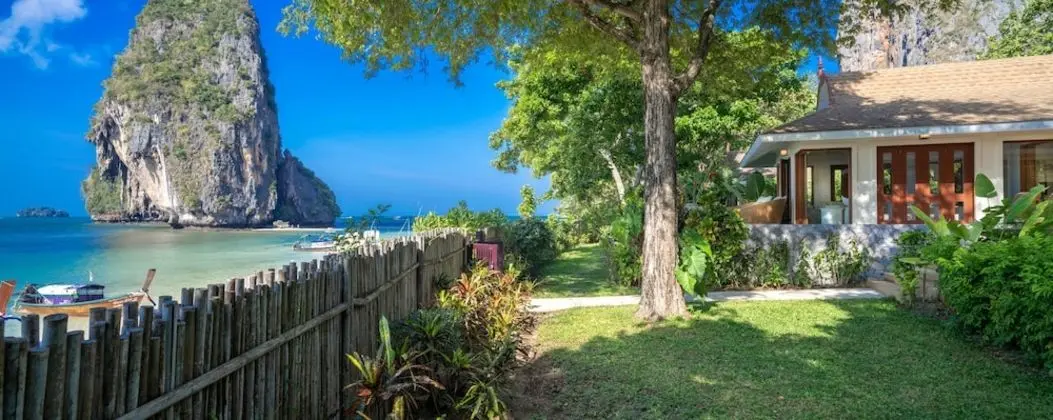 Villa Macaque - Oceanfront Master Suite