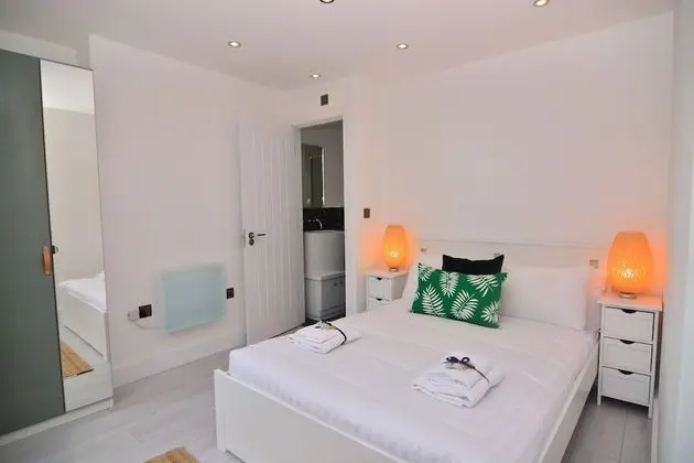 Design Apart Daire, 2 Yatak Odası, Bahçeli