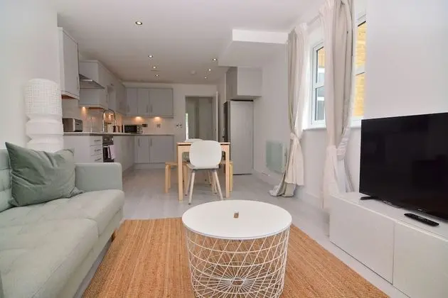 Design Apart Daire, 2 Yatak Odası, Bahçeli