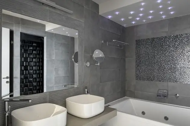 Grand Suite with Jacuzzi and Sauna