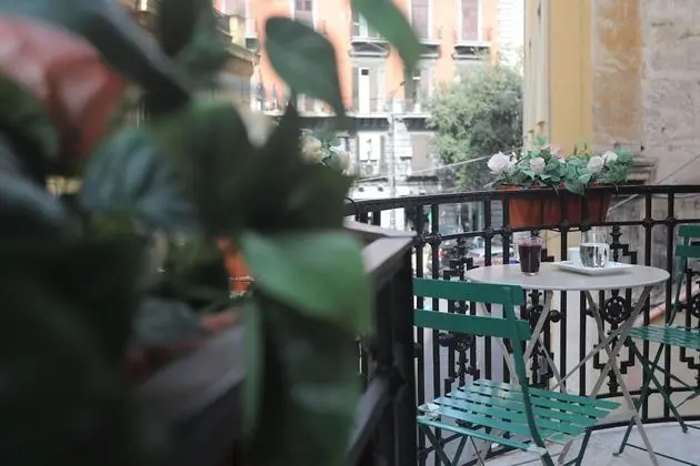 Deluxe Tek Büyük Yataklı Oda, Balkon