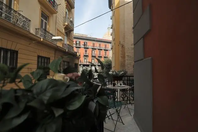 Deluxe Tek Büyük Yataklı Oda, Balkon