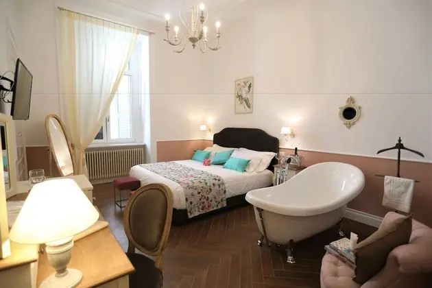 Superior Süit, Küvet