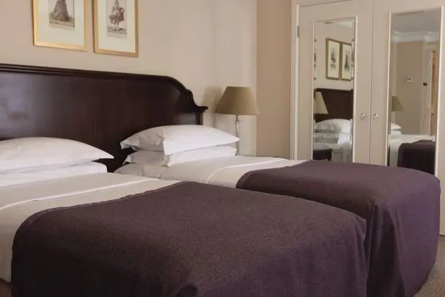 Standard Oda, 1 En Büyük (King) Boy Yatak