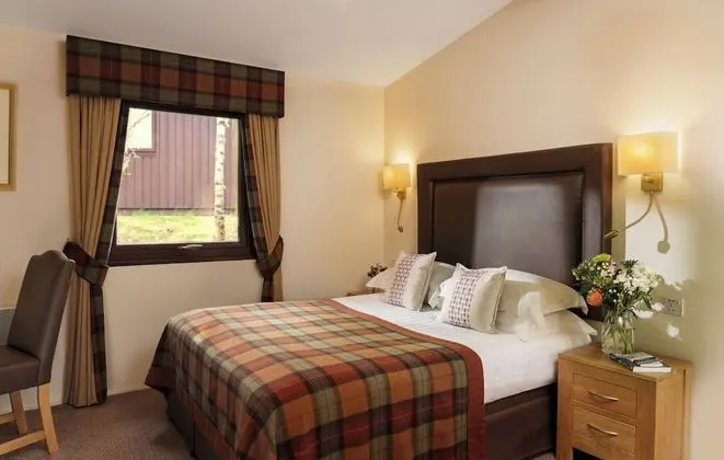 Classic Two Bedroom Woodland Cabin
