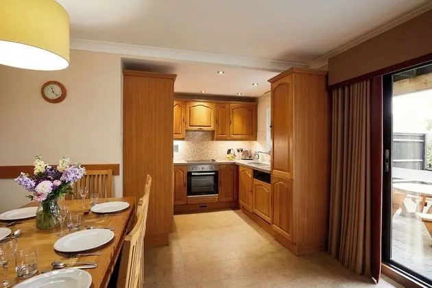 2 Bed Classic Family Apartment