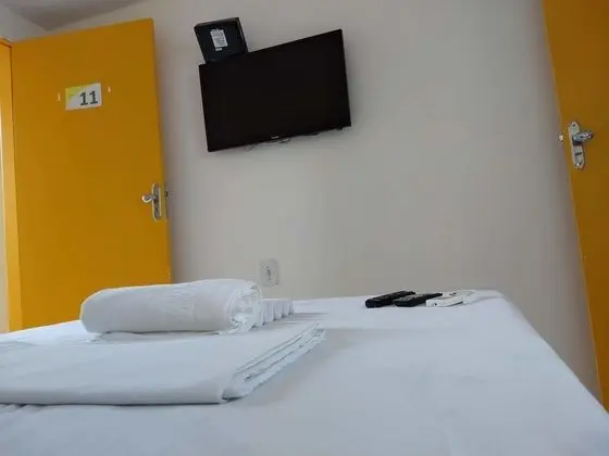 Traditional Tek Büyük Yataklı Oda