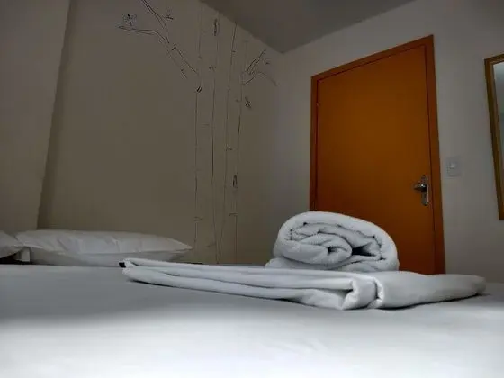 Traditional Tek Büyük Yataklı Oda