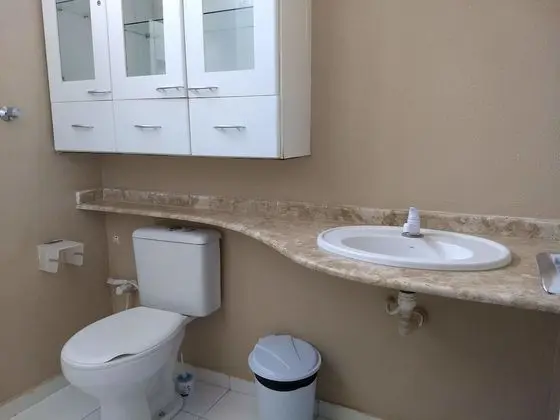 Traditional Tek Büyük Yataklı Oda