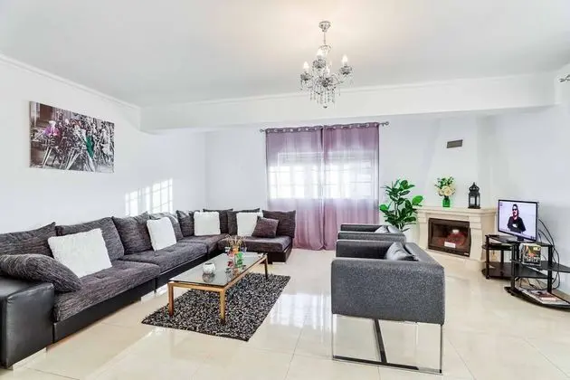 Villa, 4 Yatak Odası, Kişiye Özel Havuzlu