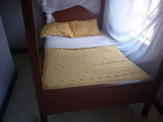 Standard Büyük Yataklı Tek Kişilik Oda