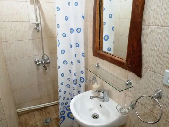 Ortak Ranzalı Oda, Karma Ranzalı Oda (8-Beds)