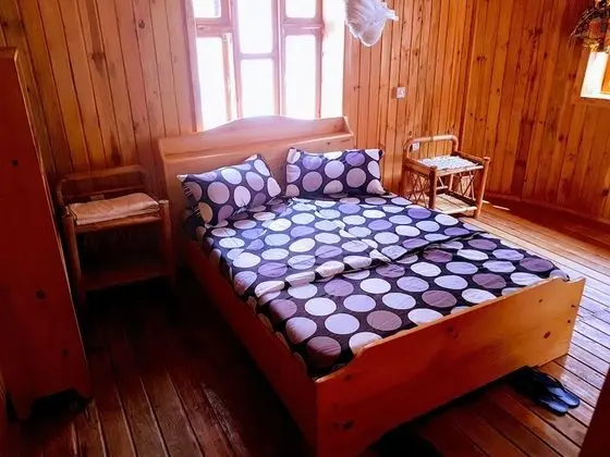 Standard Bungalov, 1 Büyük (Queen) Boy Yatak, Özel Banyo, Göl Manzaralı