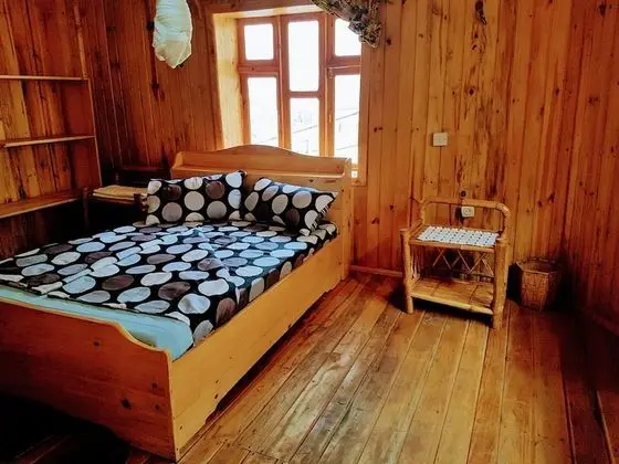 Standard Bungalov, 1 Büyük (Queen) Boy Yatak, Özel Banyo, Göl Manzaralı